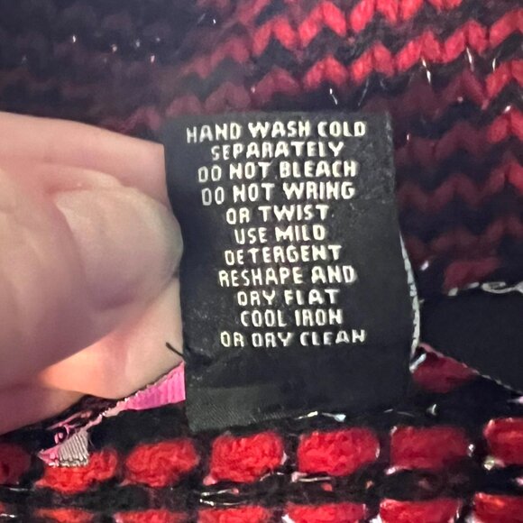 VTG Peck & Peck Red Black Asymmetrical Single-Button Chunky Knit Cardigan SZ Sm - Picture 3 of 4